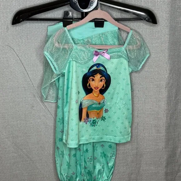 Disney - Jasmine - Princess 2 Piece Pajamas With Lace - Size 4T - Picture 2 of 8